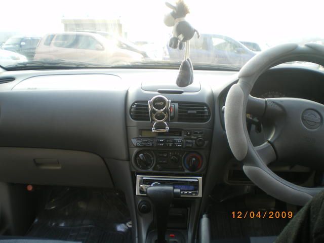 2002 Nissan Sunny