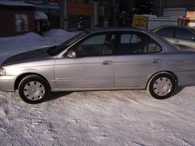 2002 Nissan Sunny