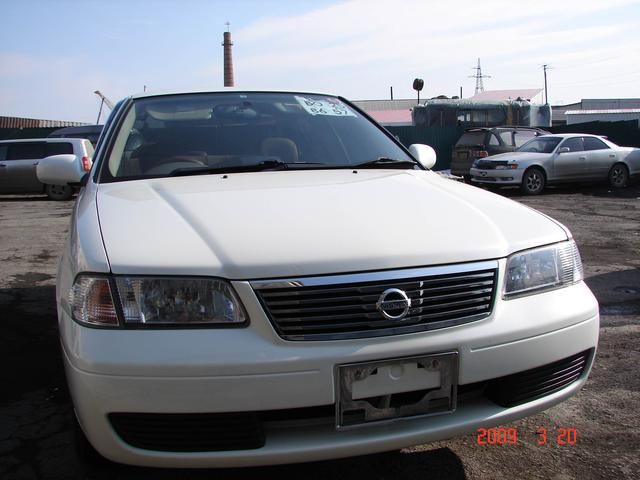 2002 Nissan Sunny