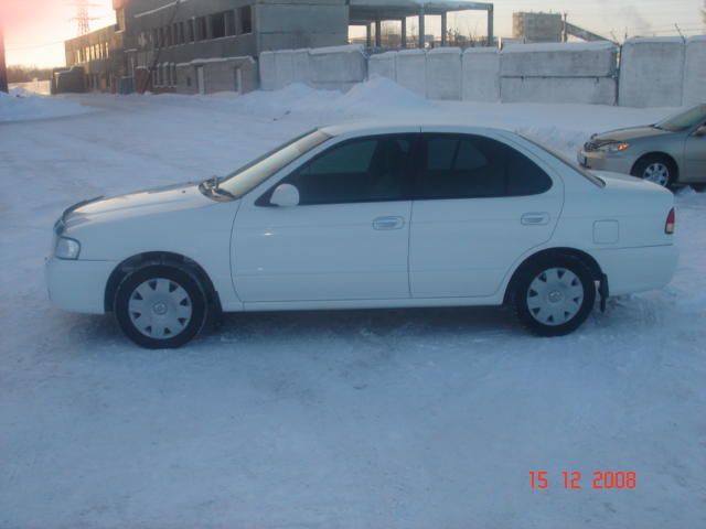 2002 Nissan Sunny