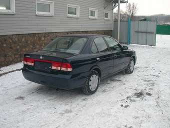 2002 Nissan Sunny