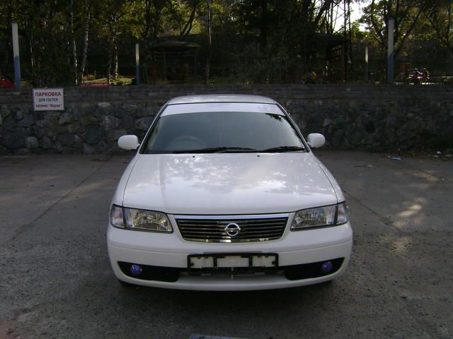 2002 Nissan Sunny