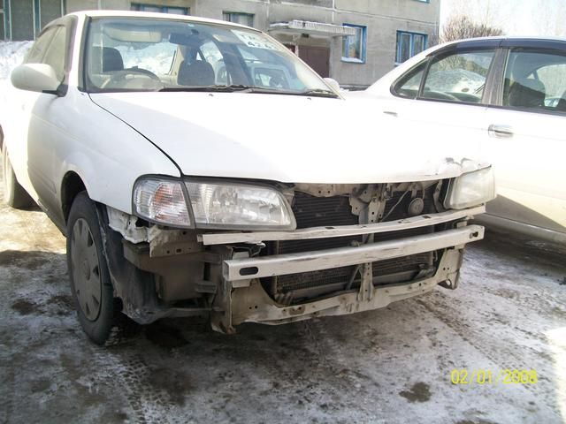 2002 Nissan Sunny