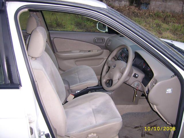 2002 Nissan Sunny