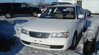 2002 Nissan Sunny