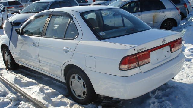 2002 Nissan Sunny