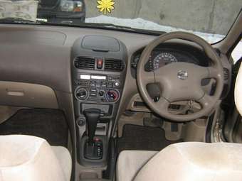 Nissan Sunny