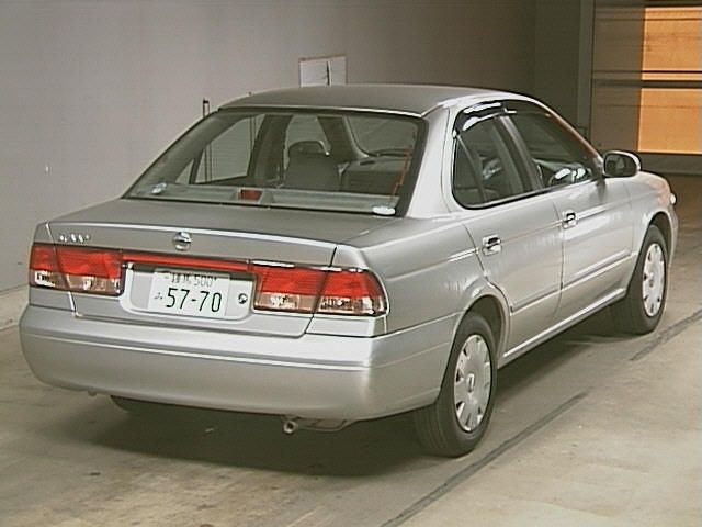 2002 Nissan Sunny