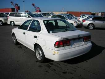 Nissan Sunny