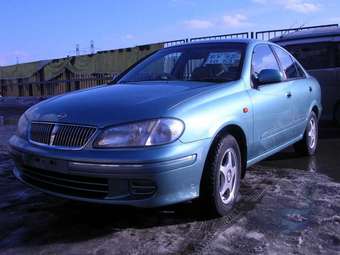 2002 Nissan Sunny