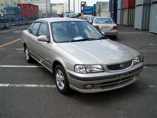 2002 Nissan Sunny Pics