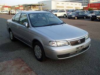 2002 Nissan Sunny Photos