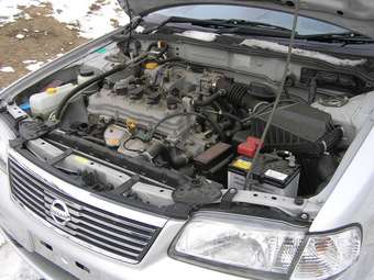 2002 Nissan Sunny Pics