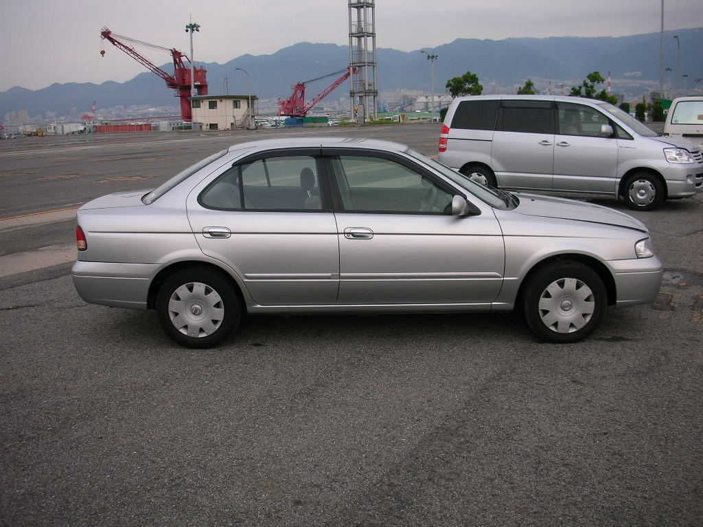 Ниссан санни край. Nissan Sunny 2002. Nissan Sunny b15. Ниссан Санни b15. Машина Ниссан Санни 2002.