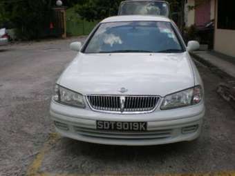 2002 Nissan Sunny Photos