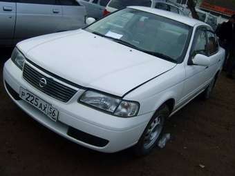 2002 Nissan Sunny Images