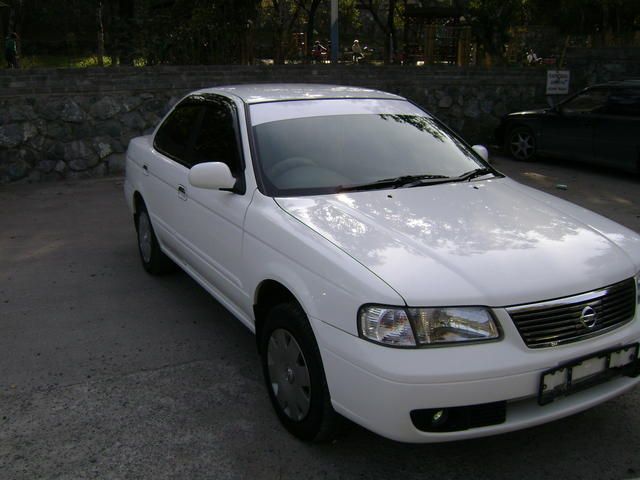 2002 Nissan Sunny