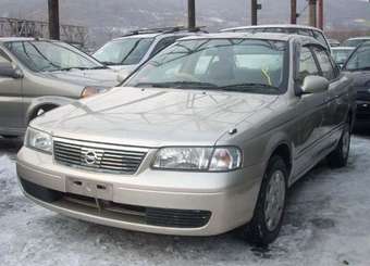 2002 Nissan Sunny Pics