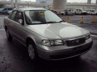 2002 Nissan Sunny Pics