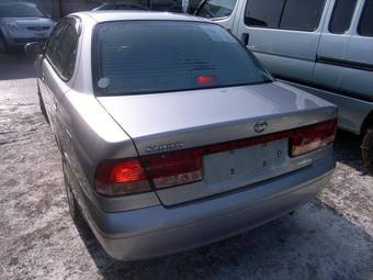 2002 Nissan Sunny Images