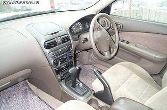 2002 Nissan Sunny Photos