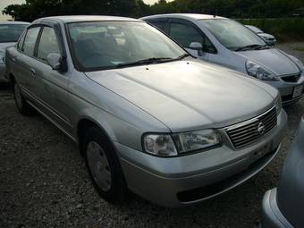 2002 Nissan Sunny Images