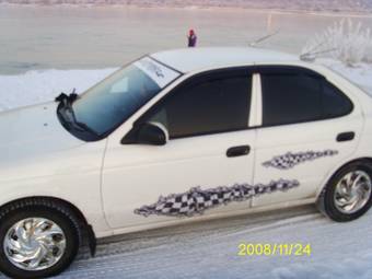 2002 Nissan Sunny Photos