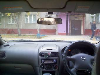 2002 Nissan Sunny Photos