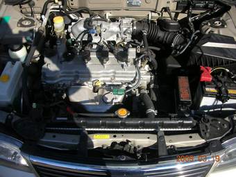 2002 Nissan Sunny Photos