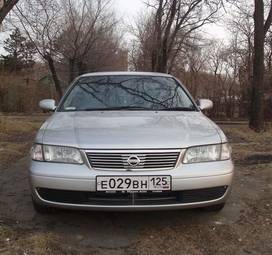 2002 Nissan Sunny Photos