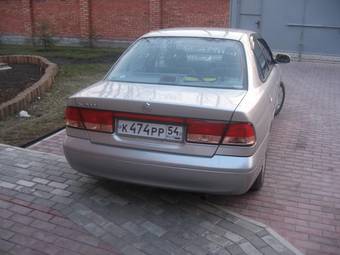 2002 Nissan Sunny Photos