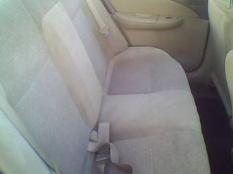 2002 Nissan Sunny Pictures