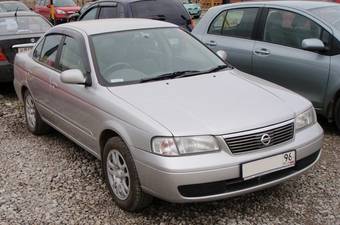 2002 Nissan Sunny Photos