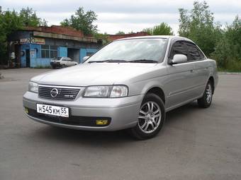 2002 Nissan Sunny Images