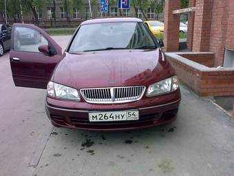 2002 Nissan Sunny Wallpapers