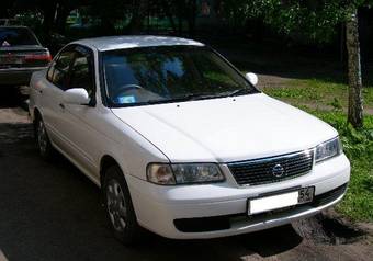 2002 Nissan Sunny Photos