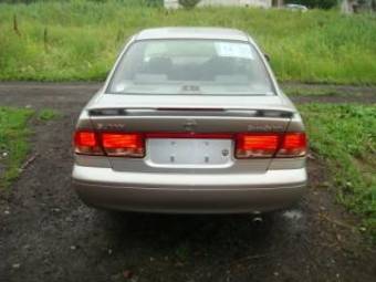 2002 Nissan Sunny Pictures