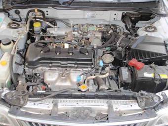 2002 Nissan Sunny Pics