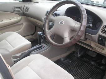 2002 Nissan Sunny Wallpapers