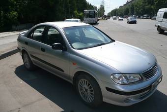 2002 Nissan Sunny Pics