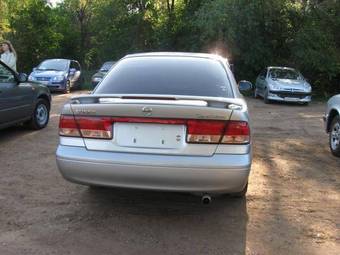 2002 Nissan Sunny Pics