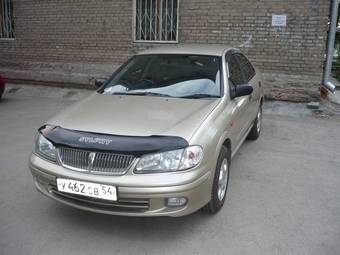 2002 Nissan Sunny Photos