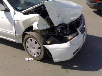 2002 Nissan Sunny Photos