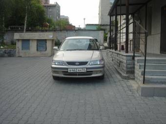 2002 Nissan Sunny Photos
