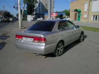 2002 Nissan Sunny Pics