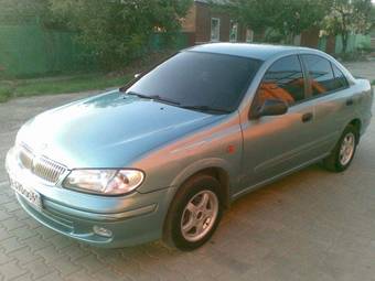 2002 Nissan Sunny Photos