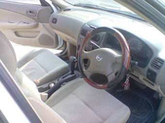 2002 Nissan Sunny Images