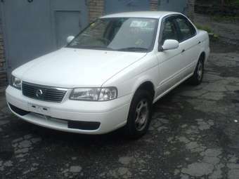 2003 Nissan Sunny