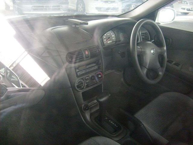 2003 Nissan Sunny