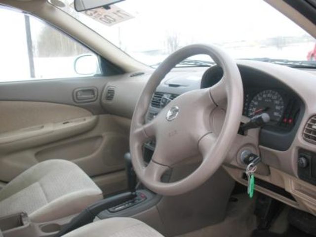 2003 Nissan Sunny